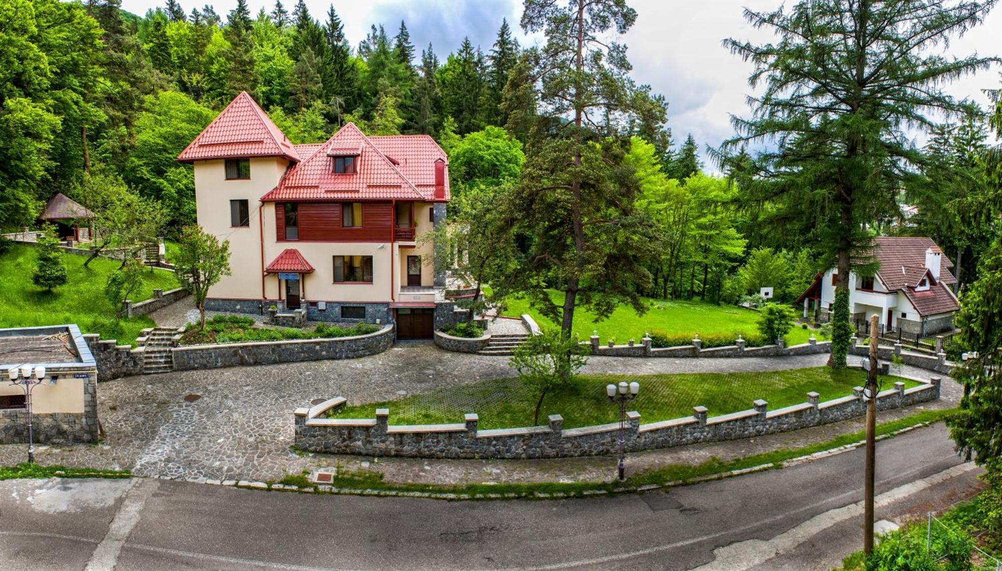 Pensiunea Boema Sinaia Esterno foto