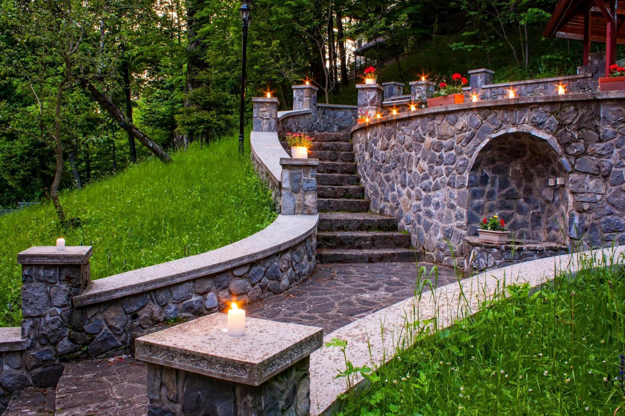 Pensiunea Boema Sinaia Esterno foto