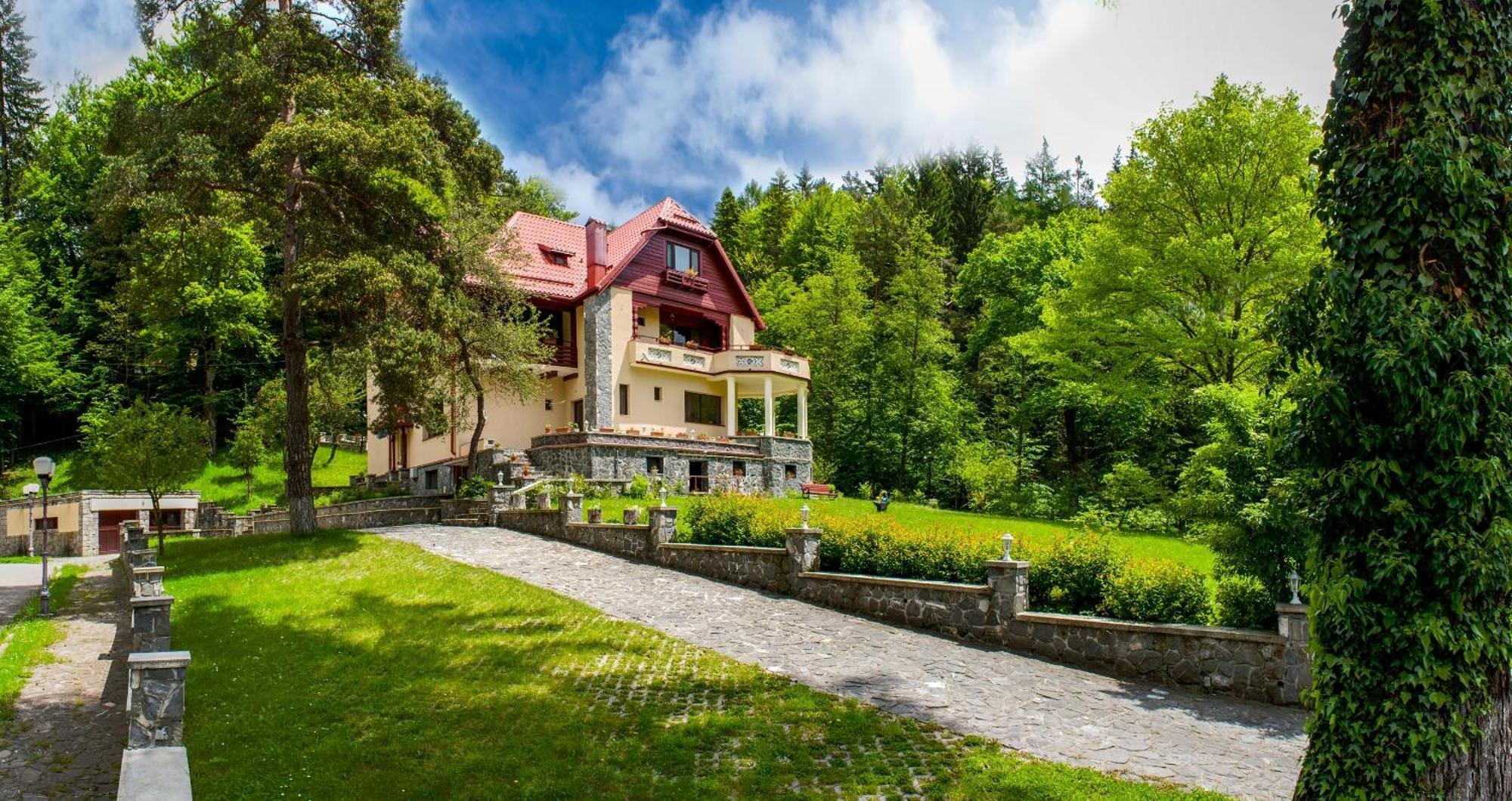 Pensiunea Boema Sinaia Esterno foto
